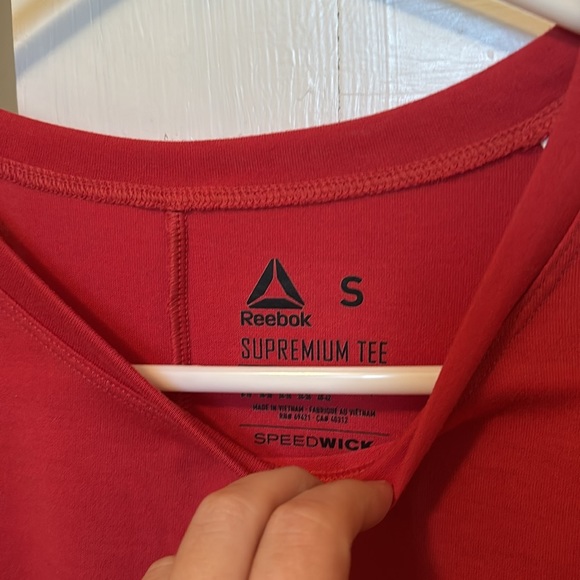Reebok Supremium Tee Size Small - Picture 3 of 3